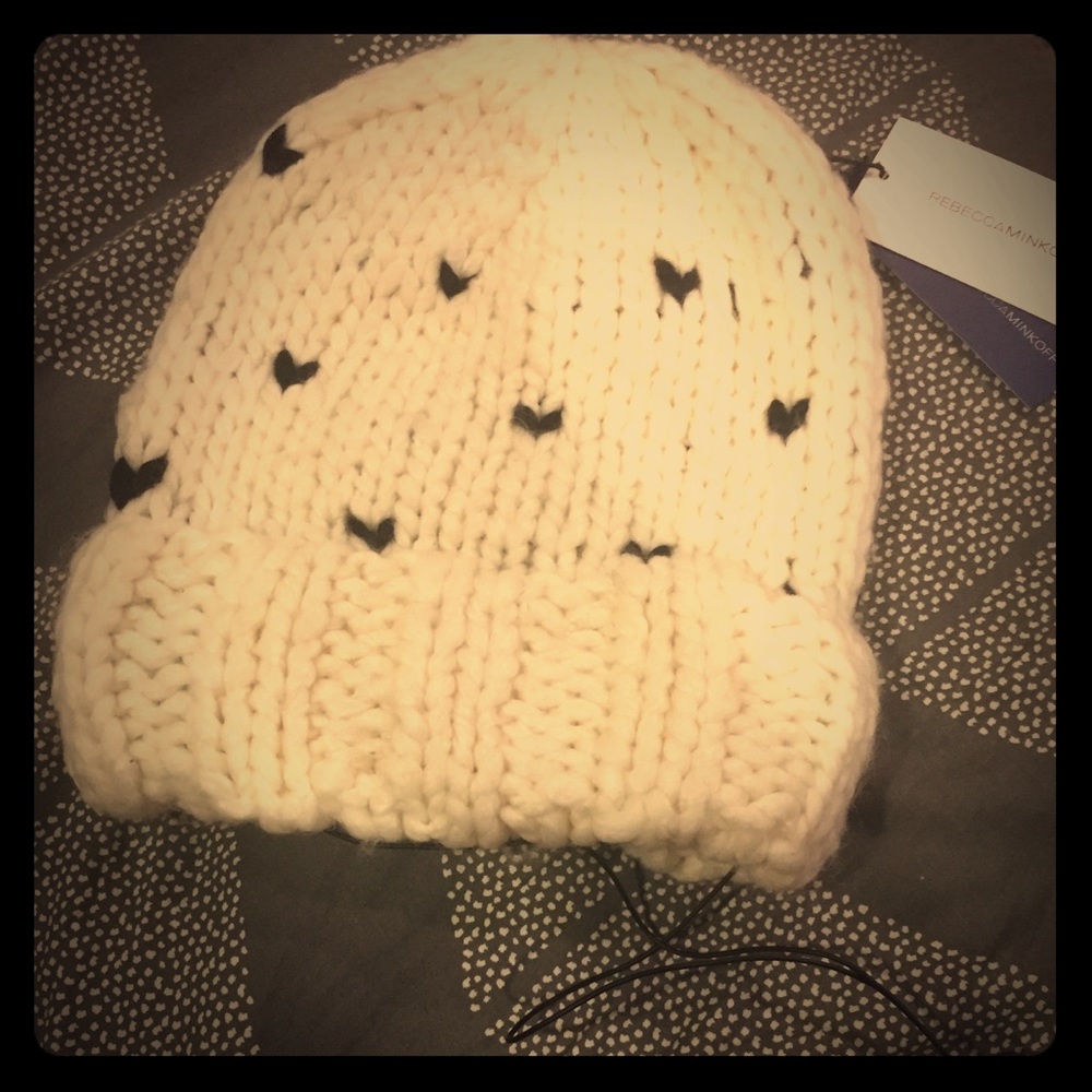 Rebecca Minkoff hat w/built in headphones New